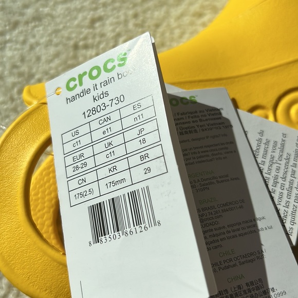 NWT! Crocs Kids Rainboot Yellow - Picture 4 of 4